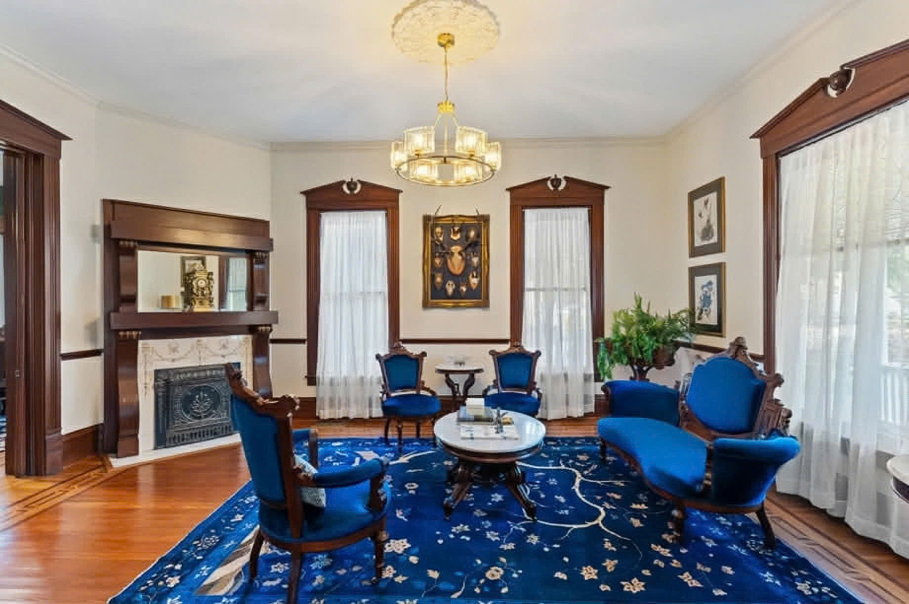 Hoa hậu Việt vừa mua biệt thự hơn 36 tỷ: Khuôn viên lên đến 7.600m2, cận cảnh nội thất bên trong mới gây choáng- Ảnh 6.