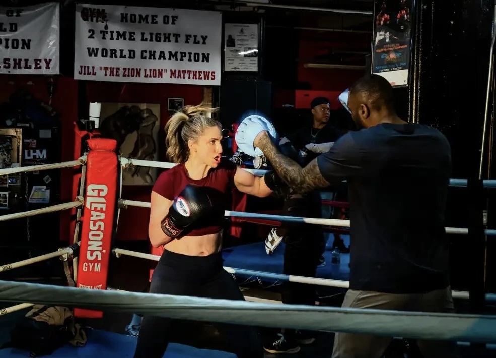 Sếp nữ boxing: Từ phòng họp đến sàn đấu , khẳng định sức mạnh và sự tự tin - Ảnh 2.