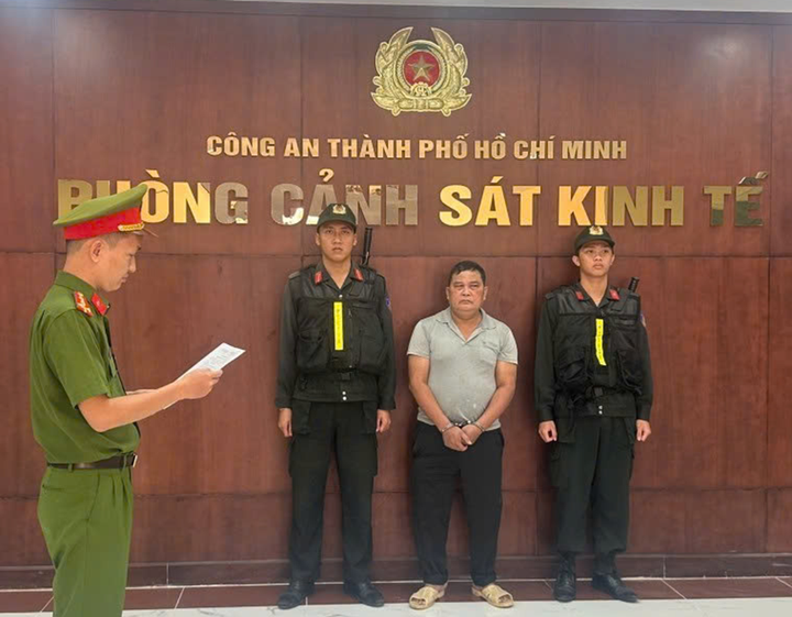 Rùng mình vụ 3 . 000 Tấn thịt ốc bươu ngâm hóa chất độc hại tại TP . HCM - Ảnh 3.