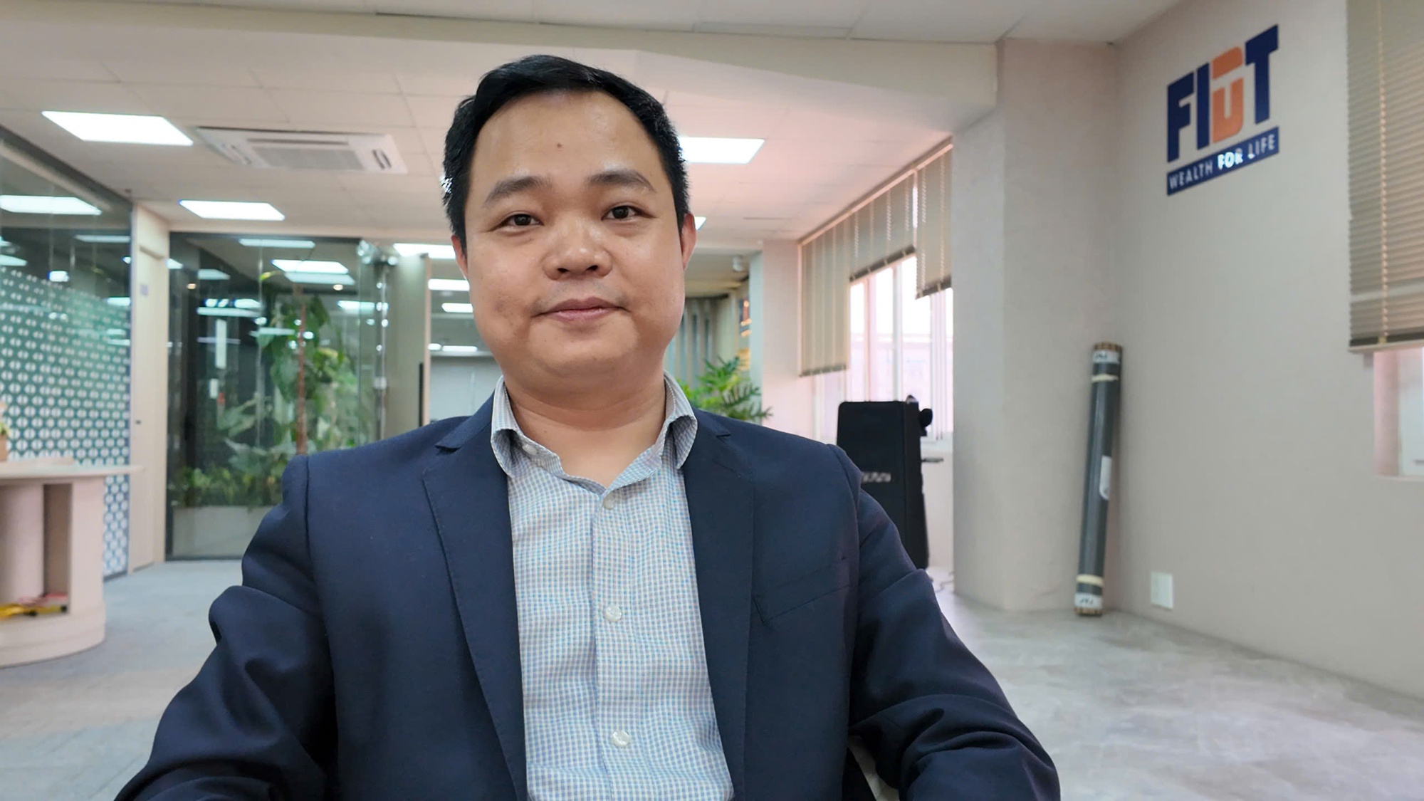 Chuyên gia nêu yếu tố sẽ khiến giá vàng, giá bạc đảo chiều giảm - Ảnh 1.