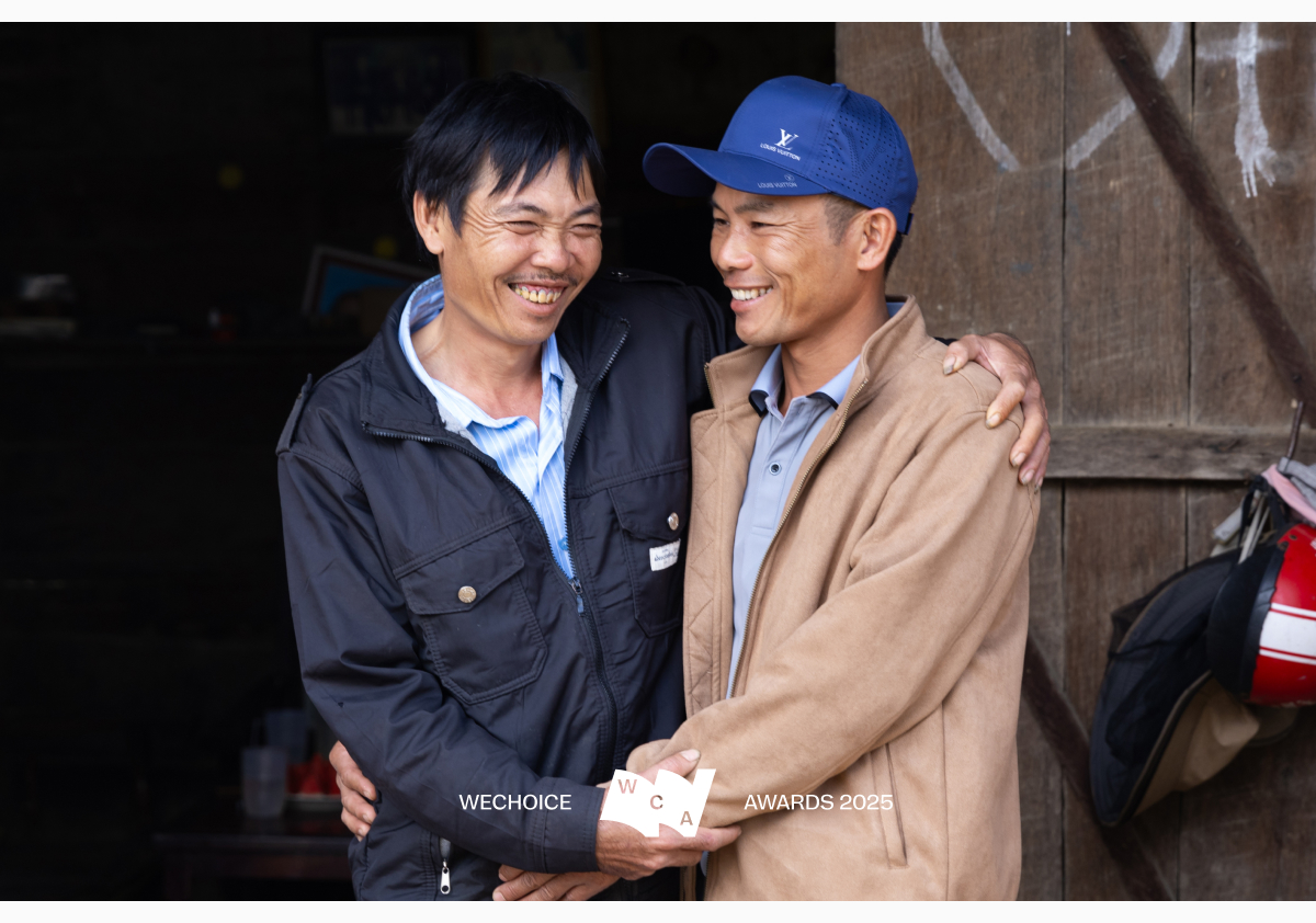 Không có phương án B: Cuộc cứu người phi thường giữa dòng lũ bằng chiếc drone phun thuốc- Ảnh 10. Không có phương án B: Cuộc cứu người phi thường giữa dòng lũ bằng chiếc drone phun thuốc- Ảnh 10.