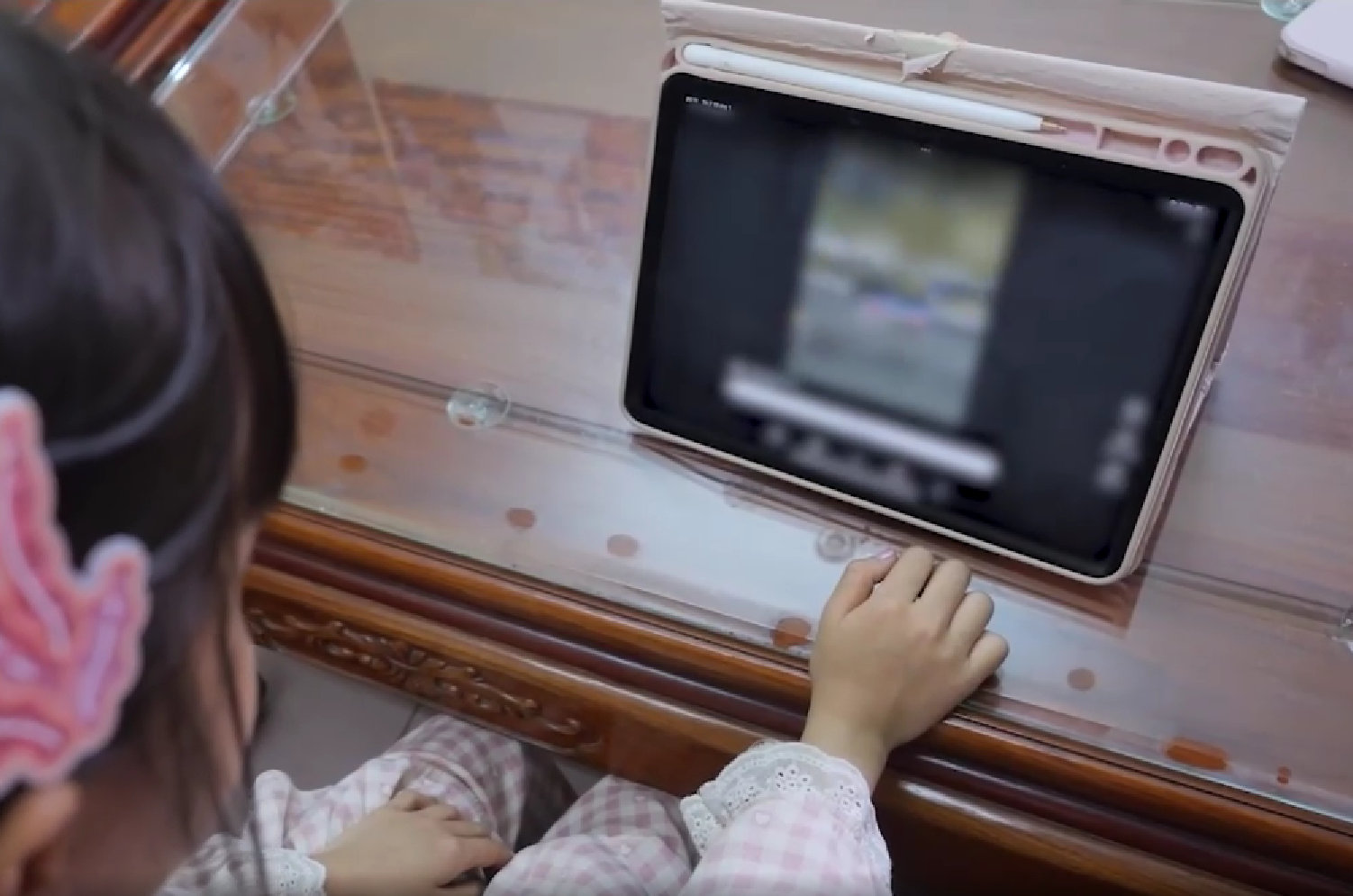 Nỗi lo tràn lan các nội dung bạo lực, kinh dị trên không gian mạng - Ảnh 2.