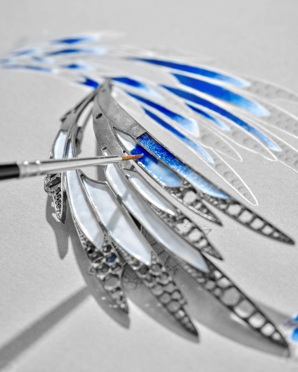 Đôi cánh ngọc giữa bầu trời xanh: Trang sức Envol kể câu chuyện quyền lực và tự do - Ảnh 6.