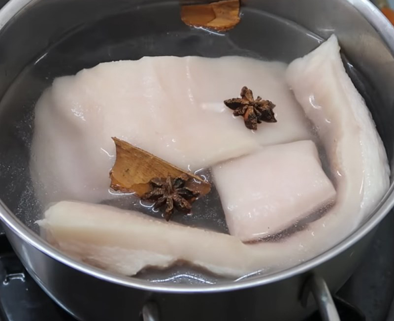 Tác hại của bột trắng: 4 Lọai bột màu trắng gây hại cho mạch máu nhanh hơn cả thịt mỡ - Ảnh 1.