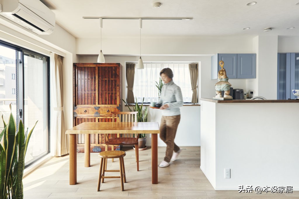 62 tuổi, sống một mình trong căn hộ 51m²: Không mua thêm đồ, không chi tiêu dư, nhưng mỗi ngày đều dễ chịu và an tâm về tiền bạc- Ảnh 1. 62 tuổi, sống một mình trong căn hộ 51m²: Không mua thêm đồ, không chi tiêu dư, nhưng mỗi ngày đều dễ chịu và an tâm về tiền bạc- Ảnh 1.