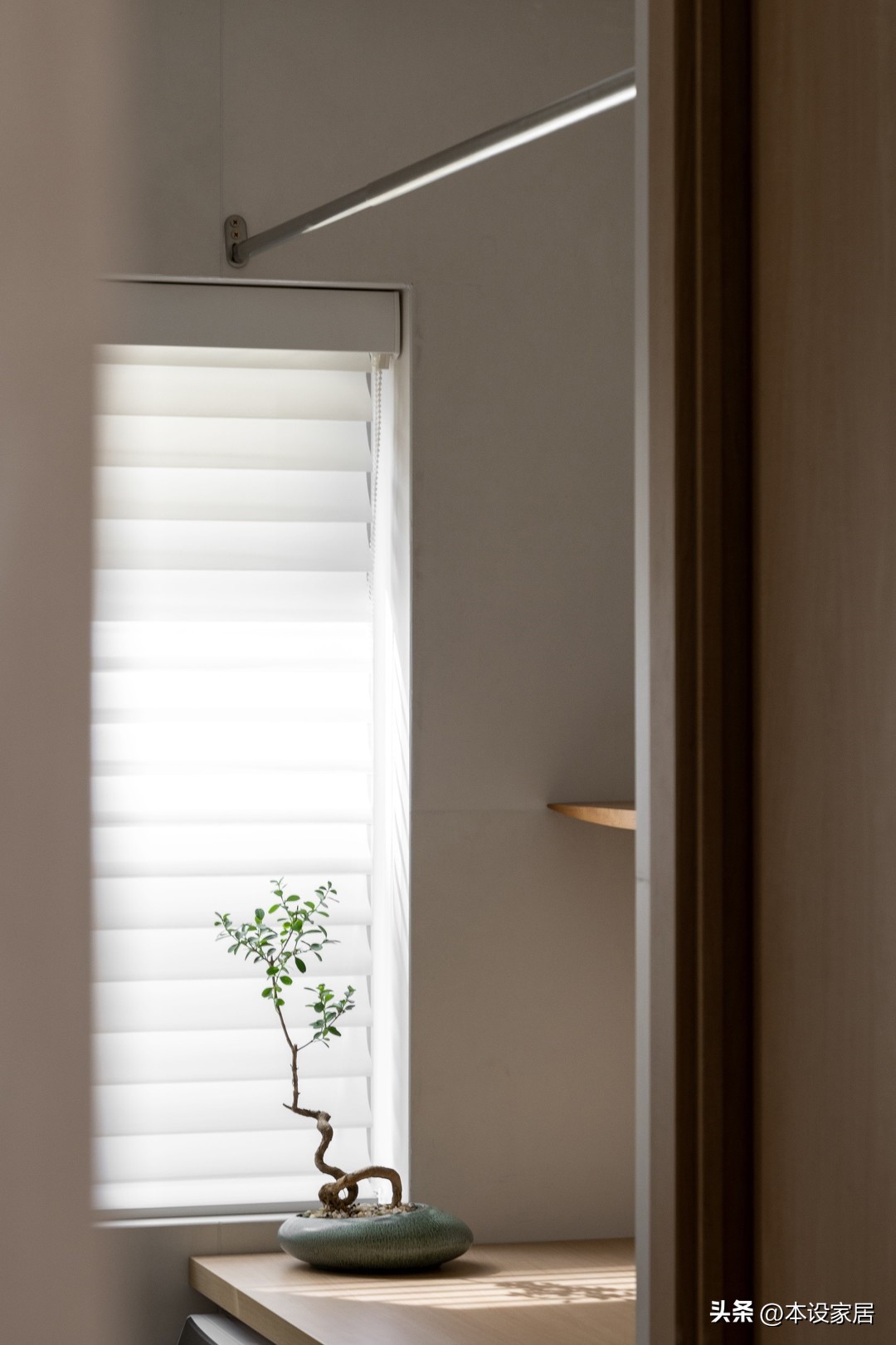 Cặp vợ chồng 70 tuổi sở hữu căn hộ gây sốt mạng xã hội: Chỉ riêng phòng khách đã được sao chép hàng loạt vì quá tinh tế- Ảnh 16.