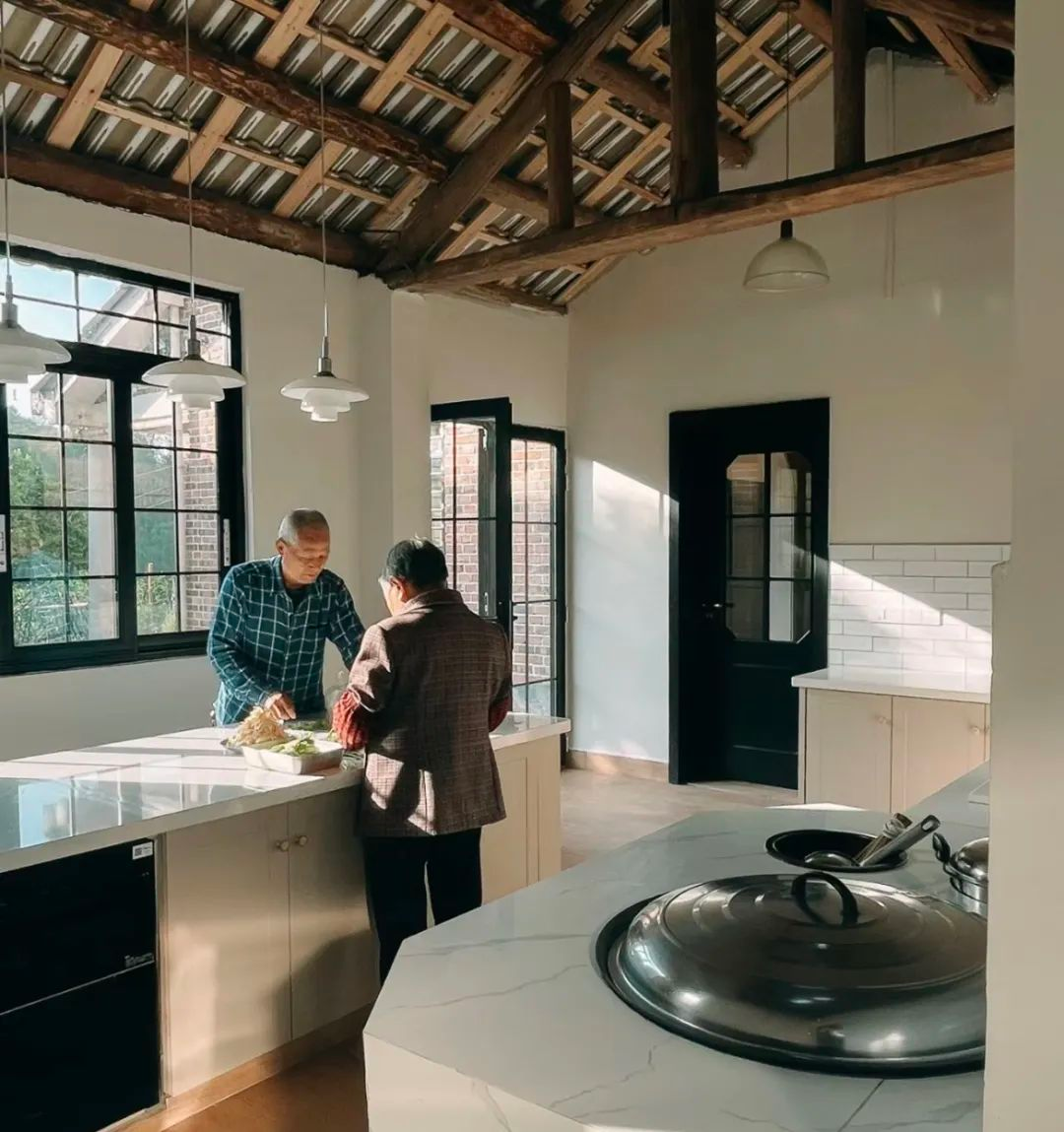 4 người thế hệ 9x bỏ phố về quê xây nhà: Căn rẻ nhất 350 triệu, đổi lấy tự do chỗ ở- Ảnh 6. 4 người thế hệ 9x bỏ phố về quê xây nhà: Căn rẻ nhất 350 triệu, đổi lấy tự do chỗ ở- Ảnh 6.