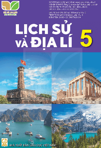 Bộ GD-ĐT đề nghị Bộ Công an vào cuộc vụ thông tin thất thiệt, xuyên tạc về SGK - Ảnh 1.