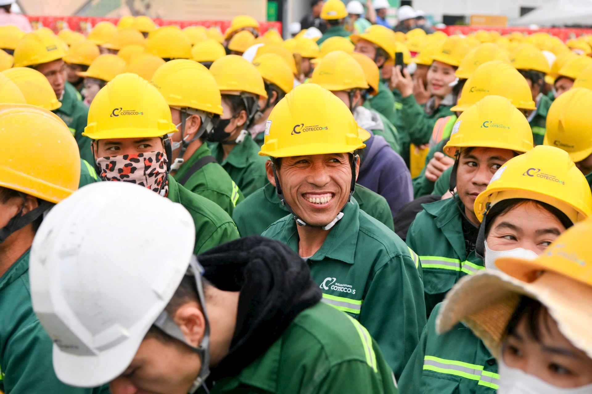 Chương trình Xây Tết 2026: Bảo vệ hạnh phúc cho 1 . 100 Công nhân xây dựng - Ảnh 4.