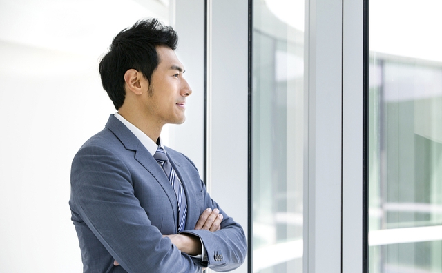 Sau 35 tuổi, đàn ông không sợ già, chỉ sợ phong độ "rơi tự do": 3 "chiến thuật" giúp quý ông trung niên sung sức như thời đôi mươi- Ảnh 5.