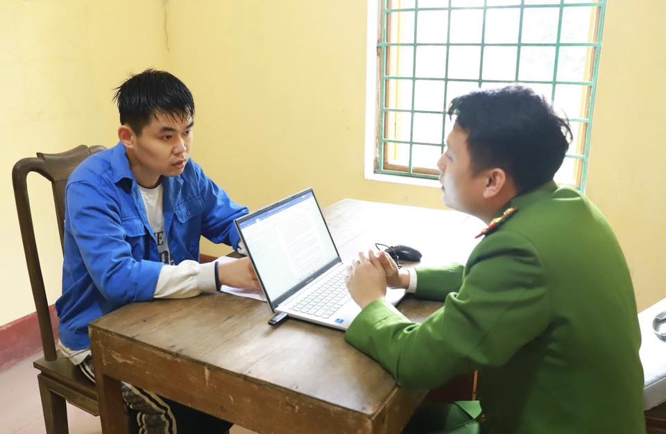 Lương Thế Hiệp bị bắt vì bán sản phẩm giả mạo trên Shopee , gây thiệt hại lớn - Ảnh 1.