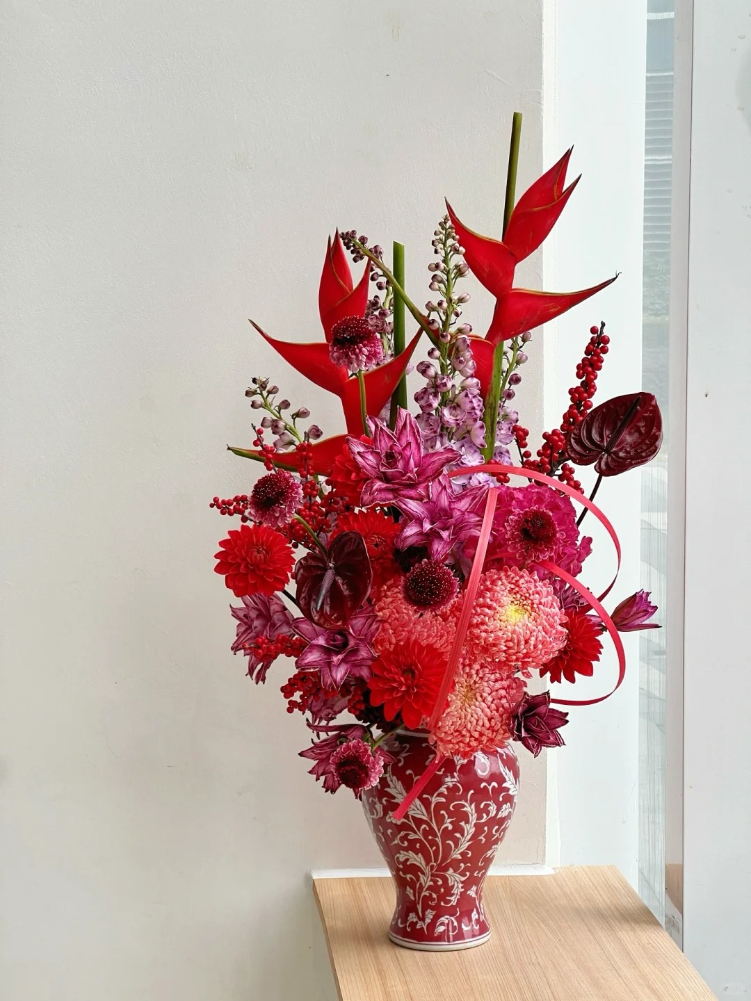 Cúc mẫu đơn: Lòai hoa khổng lồ mang phú qúy cho ngày Tết 2026 - Ảnh 6.