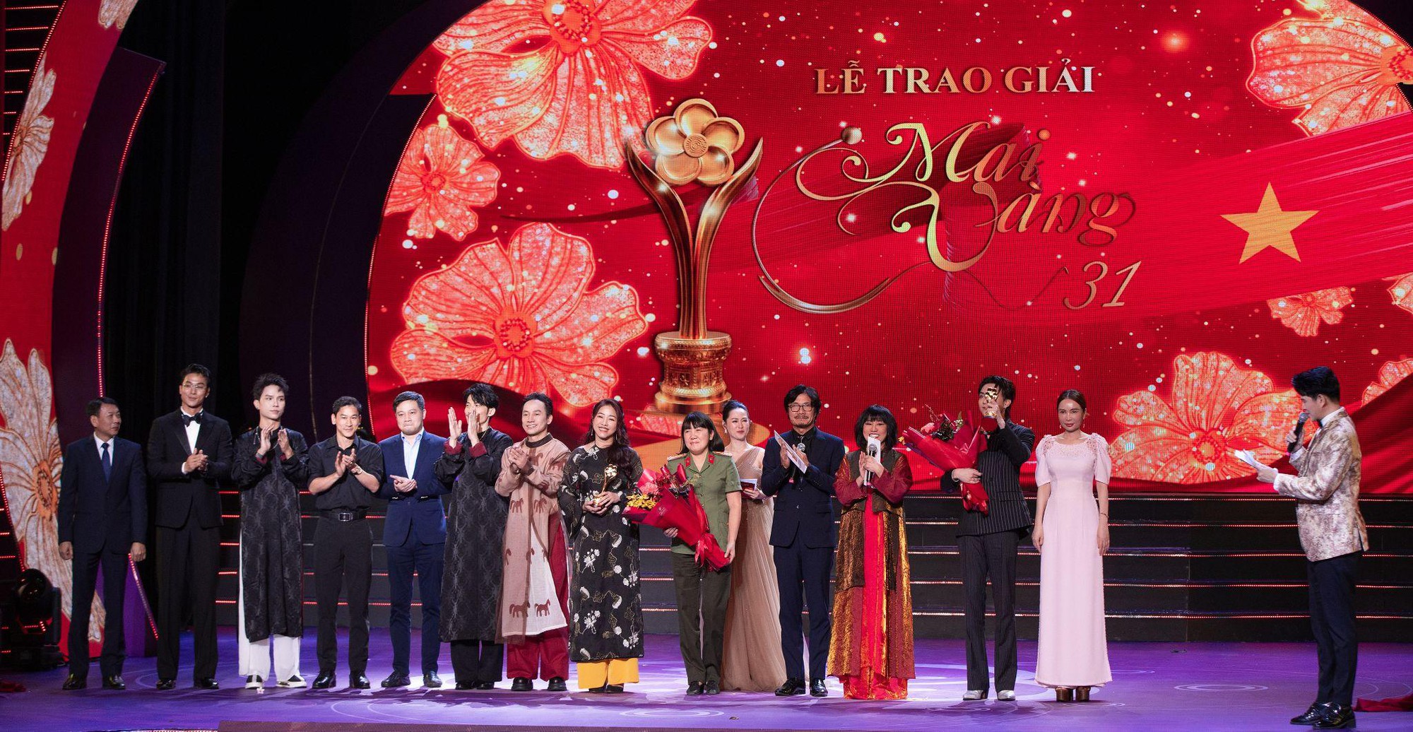 Chiến Sĩ Quả Cảm là chương trình truyền hình được khán giả yêu thích nhất tại Mai Vàng lần thứ 31 - Ảnh 2.