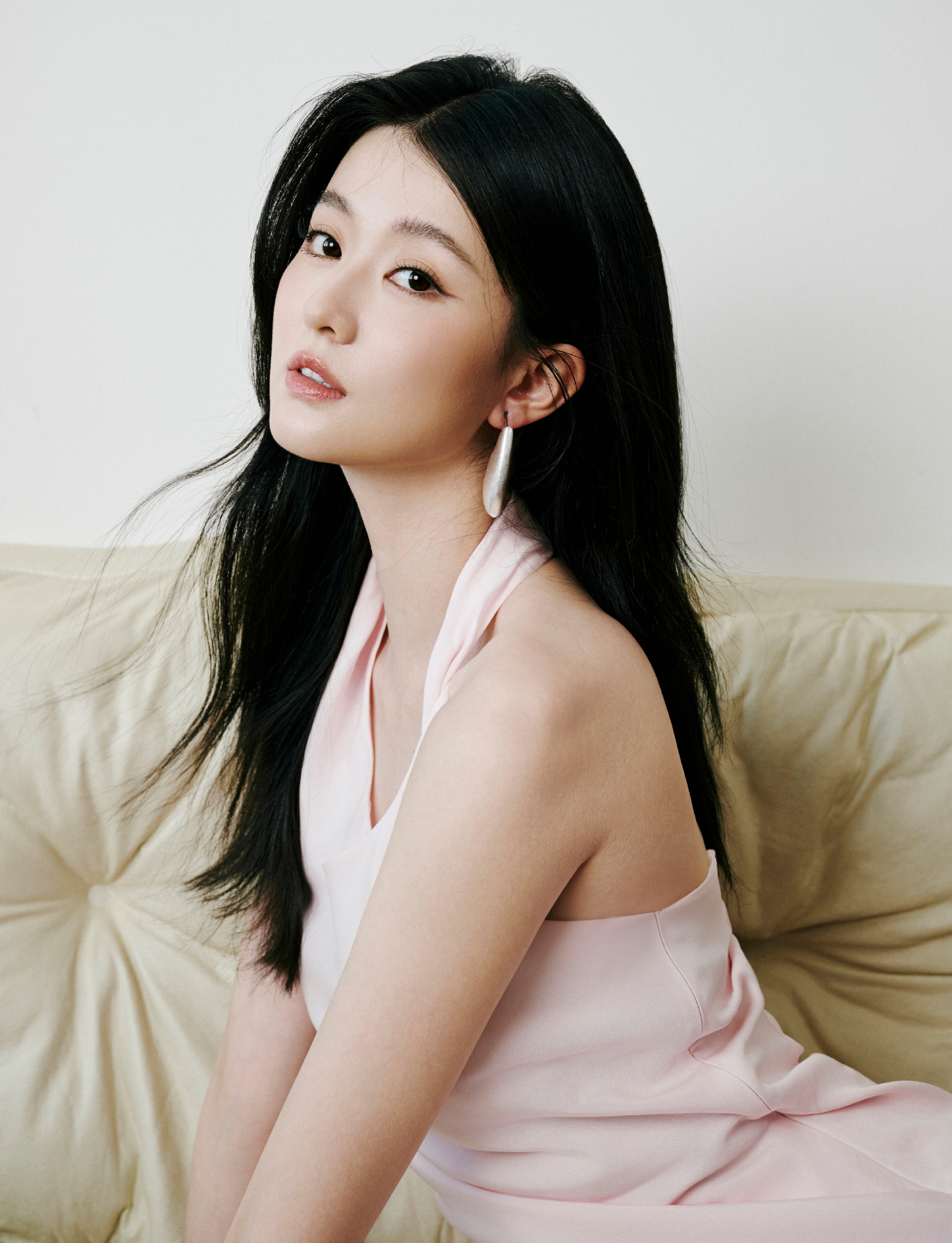 Mỹ nhân bỏ showbiz, cưới thiếu tập đoàn bất động sản nghìn tỷ: Không sung sướng như người đời tưởng tượng!- Ảnh 4.