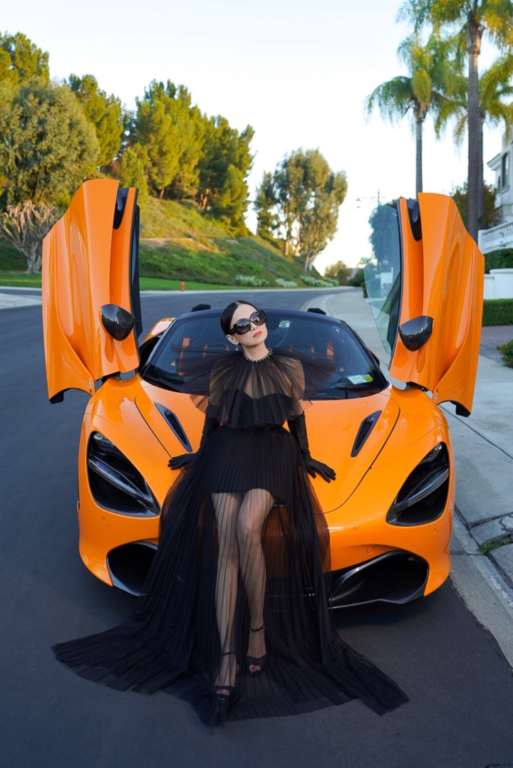 Nữ ca sĩ giàu nhất Việt Nam: Cuộc sống như bà hoàng của Hà Phương tại Mỹ - Ảnh 6.