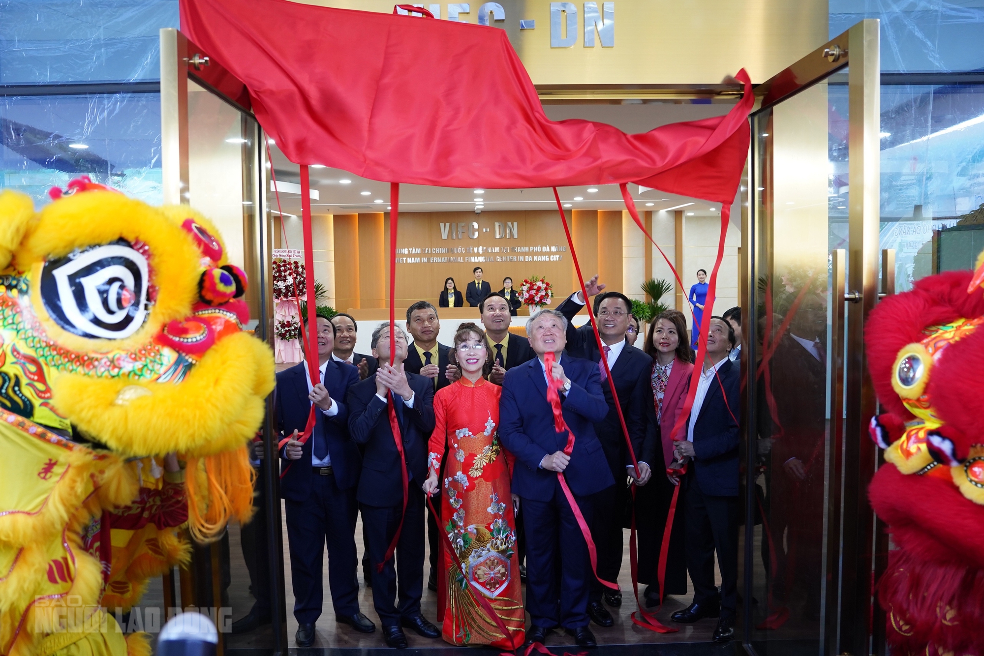 Chính thức khai trương Trung tâm tài chính quốc tế Việt Nam tại Đà Nẵng - Ảnh 2.