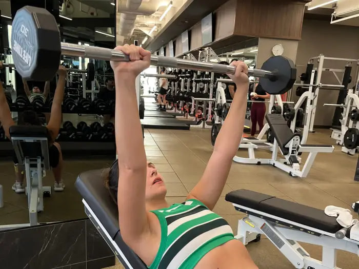 Phụ nữ U40 giảm mỡ cơ thể hiệu quả nhờ lối sống khoa học và 3 thói quen đơn giản - Ảnh 5.