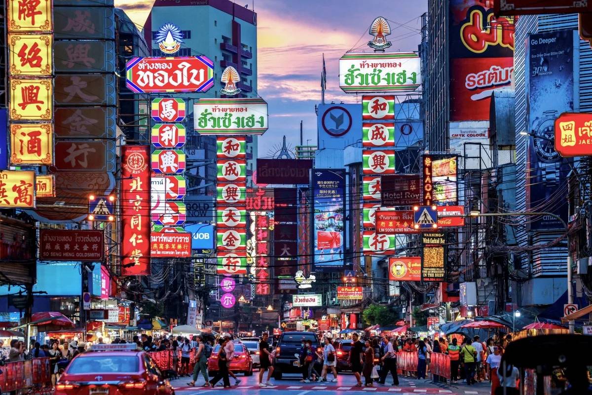 Hàng loạt nhà hàng Bangkok đóng cửa: Áp lực từ Việt Nam và Malaysia năm 2026 - Ảnh 1.