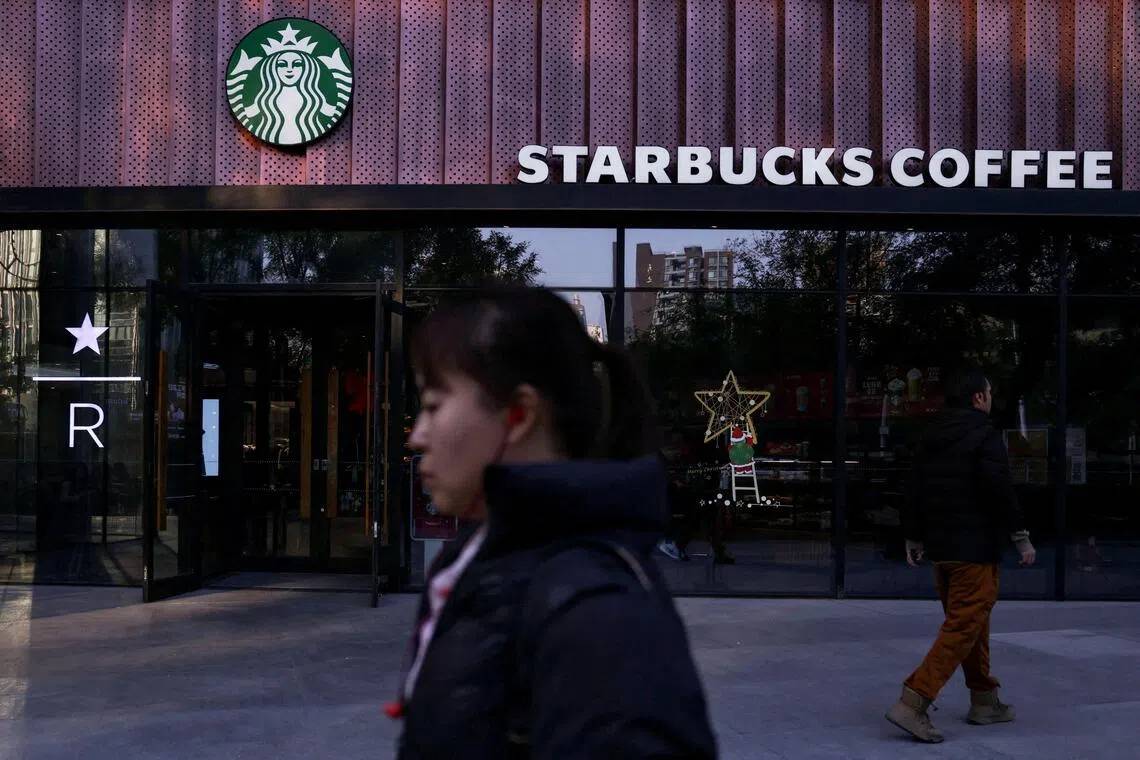 Starbucks áp dụng quy định mới tại 8 . 000 Cửa hàng , khách không còn ngồi miễn phí - Ảnh 1.