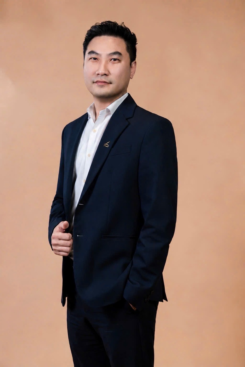 CEO Cảng HKQT Gia Bình trả lời phỏng vấn Flight Global bên lề Routes World 2026 - Ảnh 2. CEO Cảng HKQT Gia Bình trả lời phỏng vấn Flight Global bên lề Routes World 2026 - Ảnh 2.