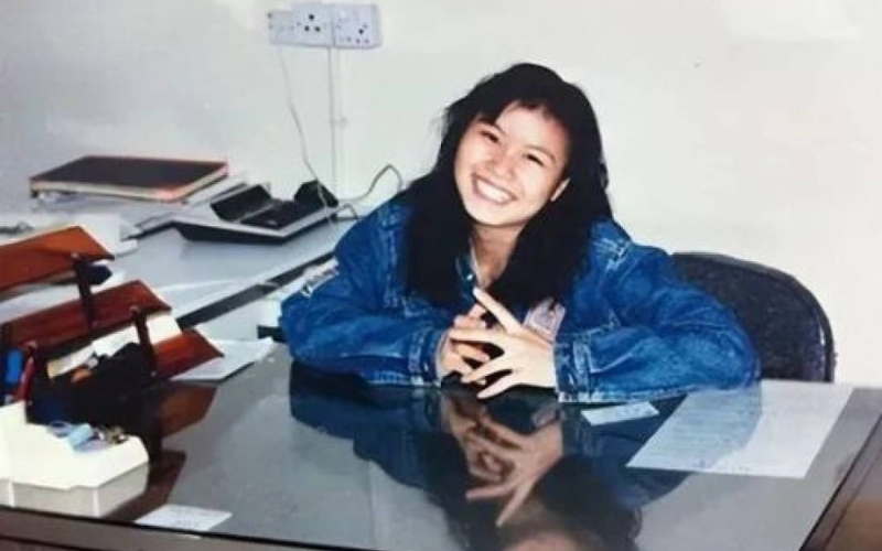 Hành trình khởi nghiệp của Zhou Qunfei từ công nhân thành phú bà 426 nghìn tỷ đồng - Ảnh 1. Hành trình khởi nghiệp của Zhou Qunfei từ công nhân thành phú bà 426 nghìn tỷ đồng - Ảnh 1.