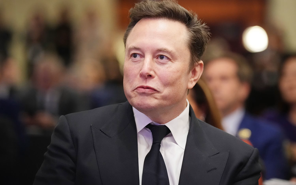 Cuộc chơi xe điện nóng hơn bao giờ hết: Elon Musk tuyển người có thể quản lý hơn 20 dự án trạm sạc cùng lúc tại Việt Nam