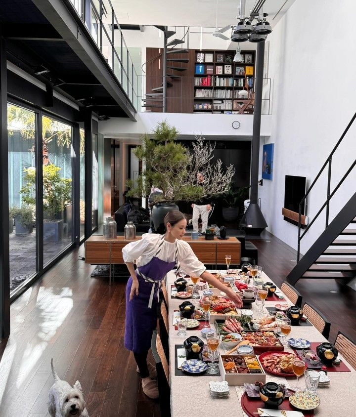 Bị "bào" 140 triệu vì 6 người bạn cũ đến ở lì 5 ngày, tôi định đuổi khéo thì vợ ngăn cản ngay lập tức- Ảnh 1.