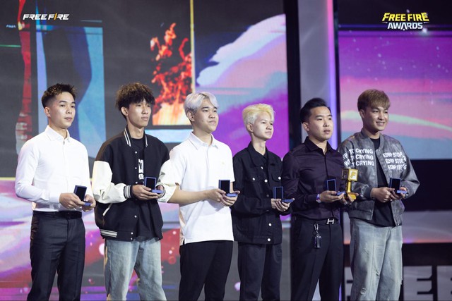 Những khoảnh khắc ấn tượng nhất tại đêm Gala Free Fire Awards 2025- Ảnh 8. Những khoảnh khắc ấn tượng nhất tại đêm Gala Free Fire Awards 2025- Ảnh 8.