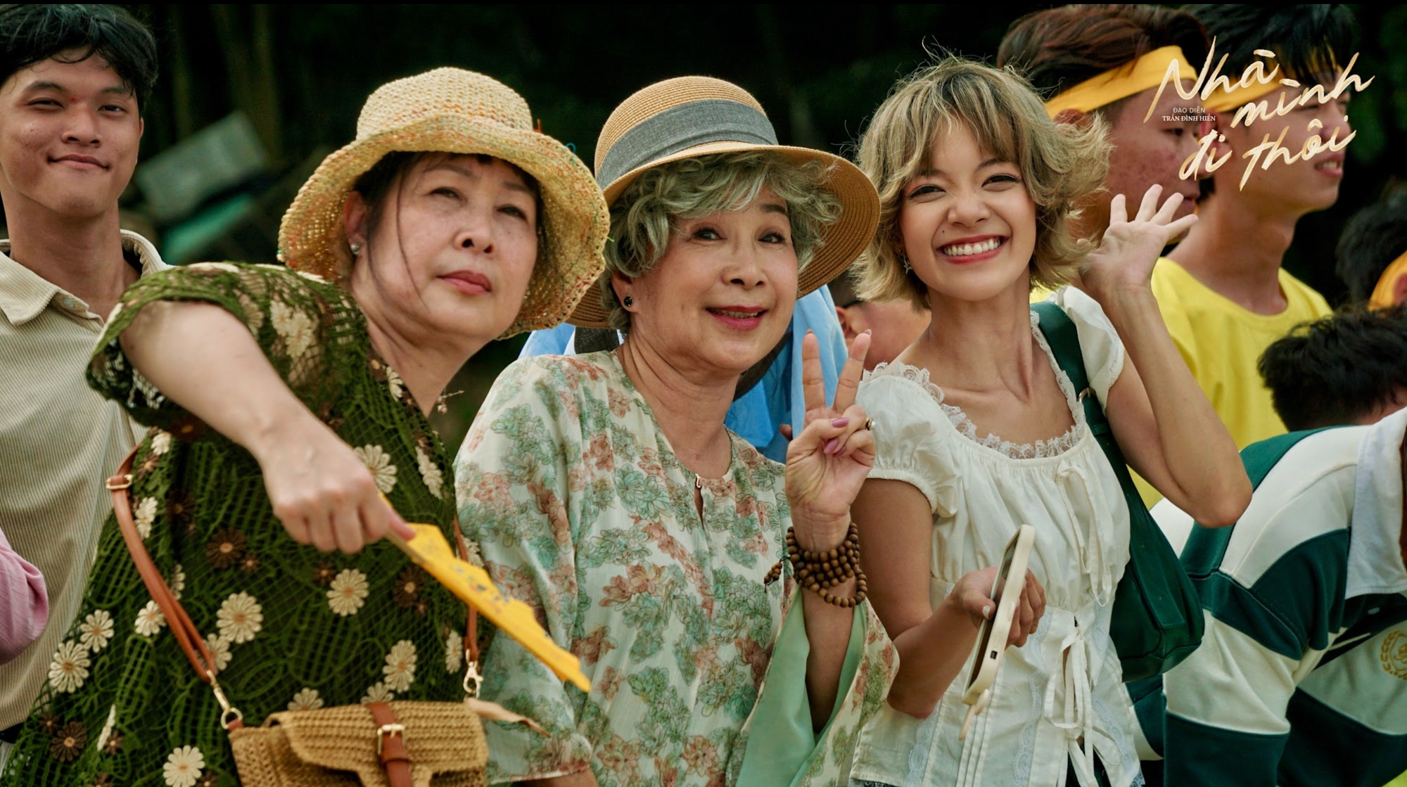 Nhà Mình Đi Thôi phim Tết 2026 chạm nỗi sợ gia đình của người trẻ hiện đại - Ảnh 5.