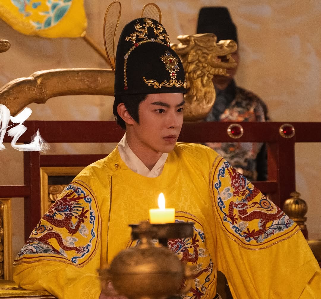 Nam diễn viên TVB làm việc 20 tiếng mỗi ngày , đóng 65 tập phim trong 5 ngày - Ảnh 4. Nam diễn viên TVB làm việc 20 tiếng mỗi ngày , đóng 65 tập phim trong 5 ngày - Ảnh 4.