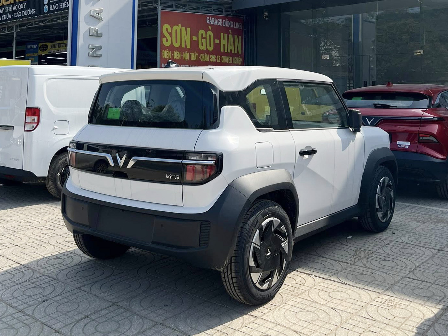 Thị trường ô tô mới Việt Nam 2026: Xe điện và mẫu xe phổ thông nổi bật - Ảnh 8. Thị trường ô tô mới Việt Nam 2026: Xe điện và mẫu xe phổ thông nổi bật - Ảnh 8.