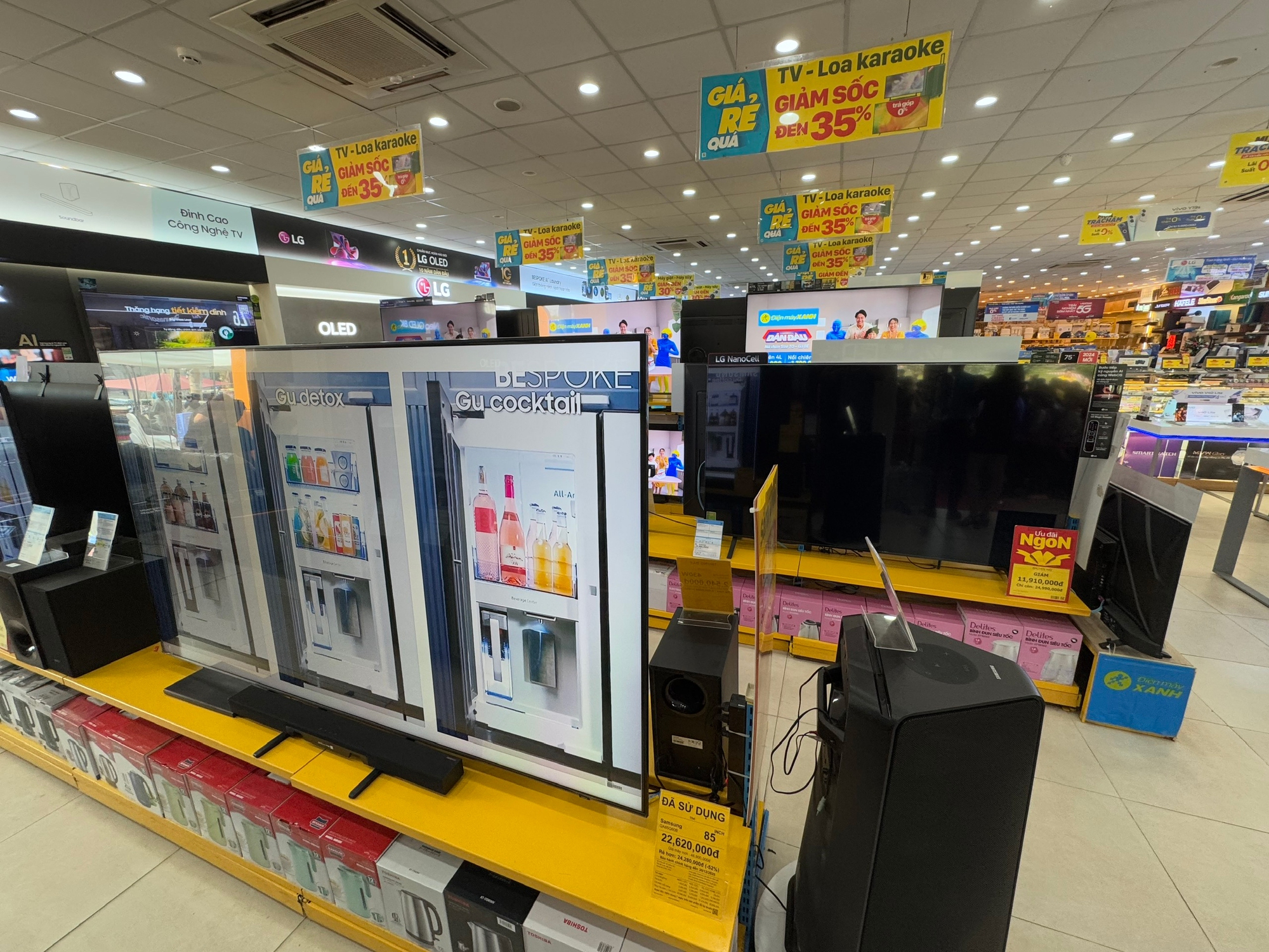 Tivi, tủ lạnh cỡ lớn hết thời - Ảnh 1.