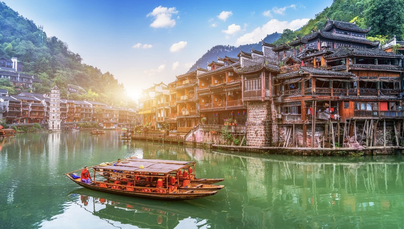 Du lịch Tết 2026: Khách Việt chọn Trung Quốc và Nhật Bản làm điểm đến hàng đầu - Ảnh 2.