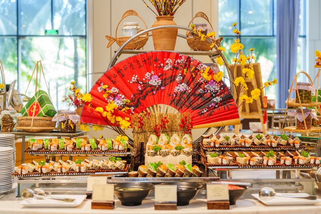 Tết đang mệt dần, và nhiều người chỉ muốn được "biến mất" vài ngày- Ảnh 1.