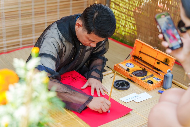 Tết đang mệt dần, và nhiều người chỉ muốn được "biến mất" vài ngày- Ảnh 8.