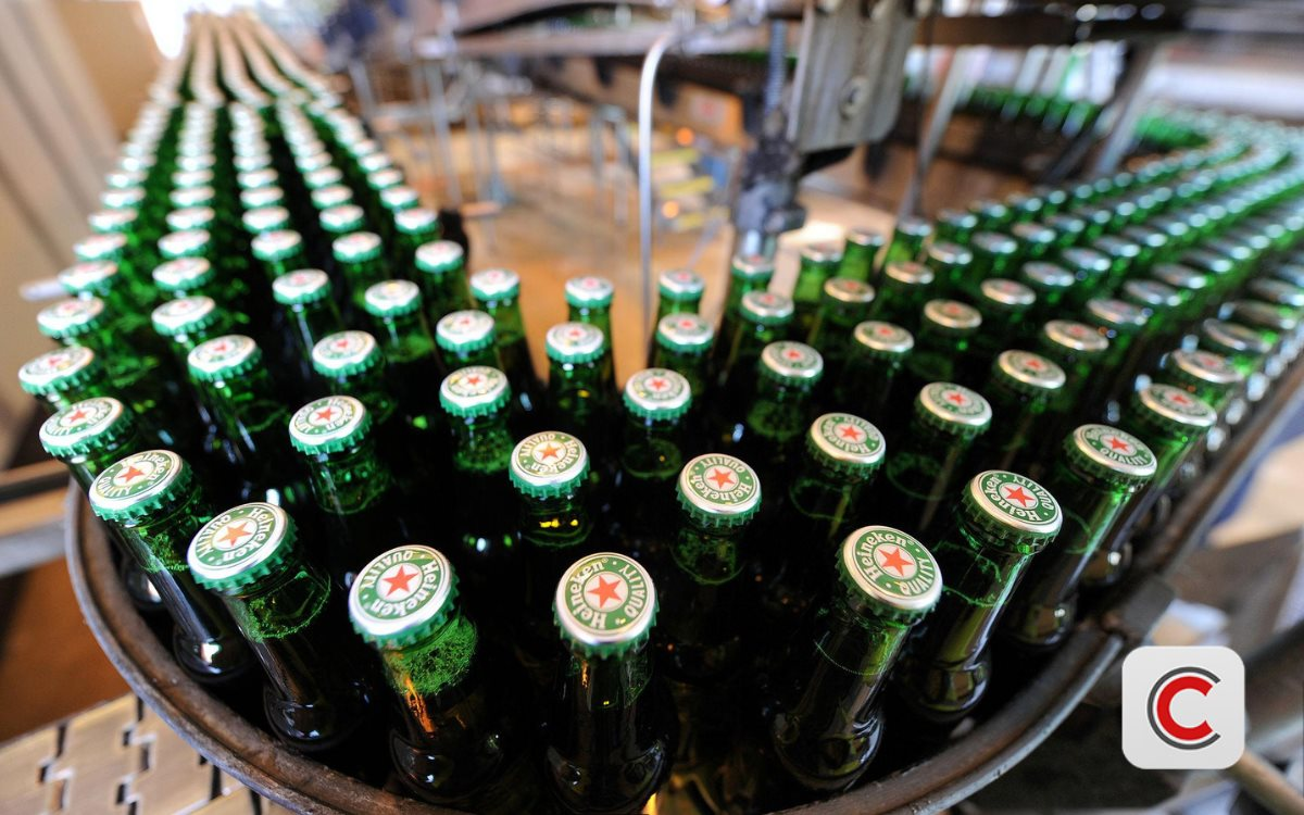 Heineken cắt giảm 6 . 000 Nhân sự để cải thiện hiệu quả hoạt động vào năm 2026 - Ảnh 1. Heineken cắt giảm 6 . 000 Nhân sự để cải thiện hiệu quả hoạt động vào năm 2026 - Ảnh 1.
