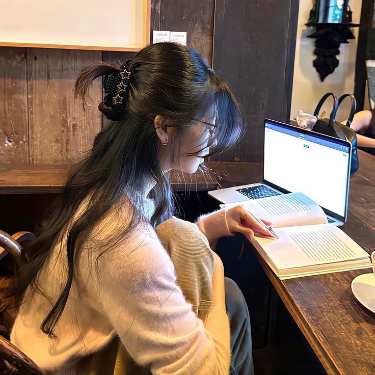 “Không mua túi nữa, tôi mua vàng” - Ảnh 2.