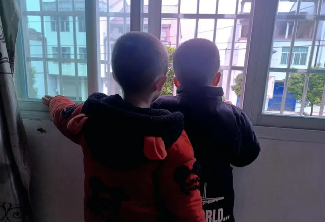 Khi thế hệ 5X, 6X dần vắng bóng: “Thời đại ít họ hàng” và những áp lực sức khỏe âm thầm - Ảnh 1.