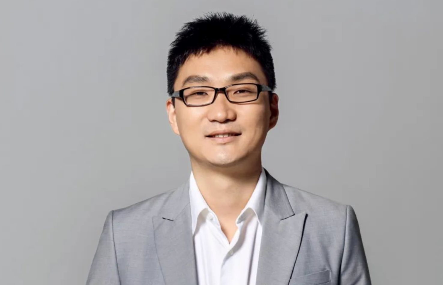 Tỷ phú Colin Huang từ bỏ sự nghiệp đỉnh cao , quyên góp 14 tỷ USD , sống ẩn dật - Ảnh 2.