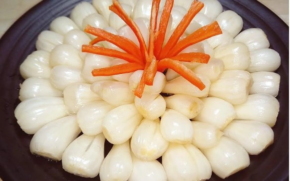 Tết vẫn vui, mâm cỗ vẫn đủ vị: Vì sao dưa hành - món bị đồn “dễ gây ung thư” - thực ra không đáng sợ như nhiều người nghĩ?- Ảnh 4.