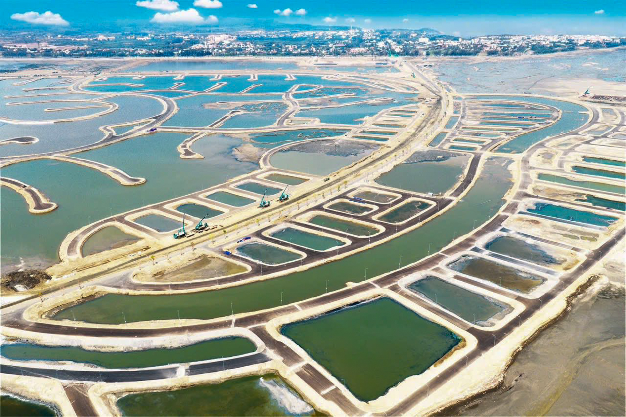 3 “ông lớn” chia thị phần bất động sản TP.HCM năm Bính Ngọ: Vinhomes làm siêu dự án ngoại ô, Masterise tiếp tục giữ trung tâm, Sun Group đánh thức vùng ven sông- Ảnh 3. 3 “ông lớn” chia thị phần bất động sản TP.HCM năm Bính Ngọ: Vinhomes làm siêu dự án ngoại ô, Masterise tiếp tục giữ trung tâm, Sun Group đánh thức vùng ven sông- Ảnh 3.