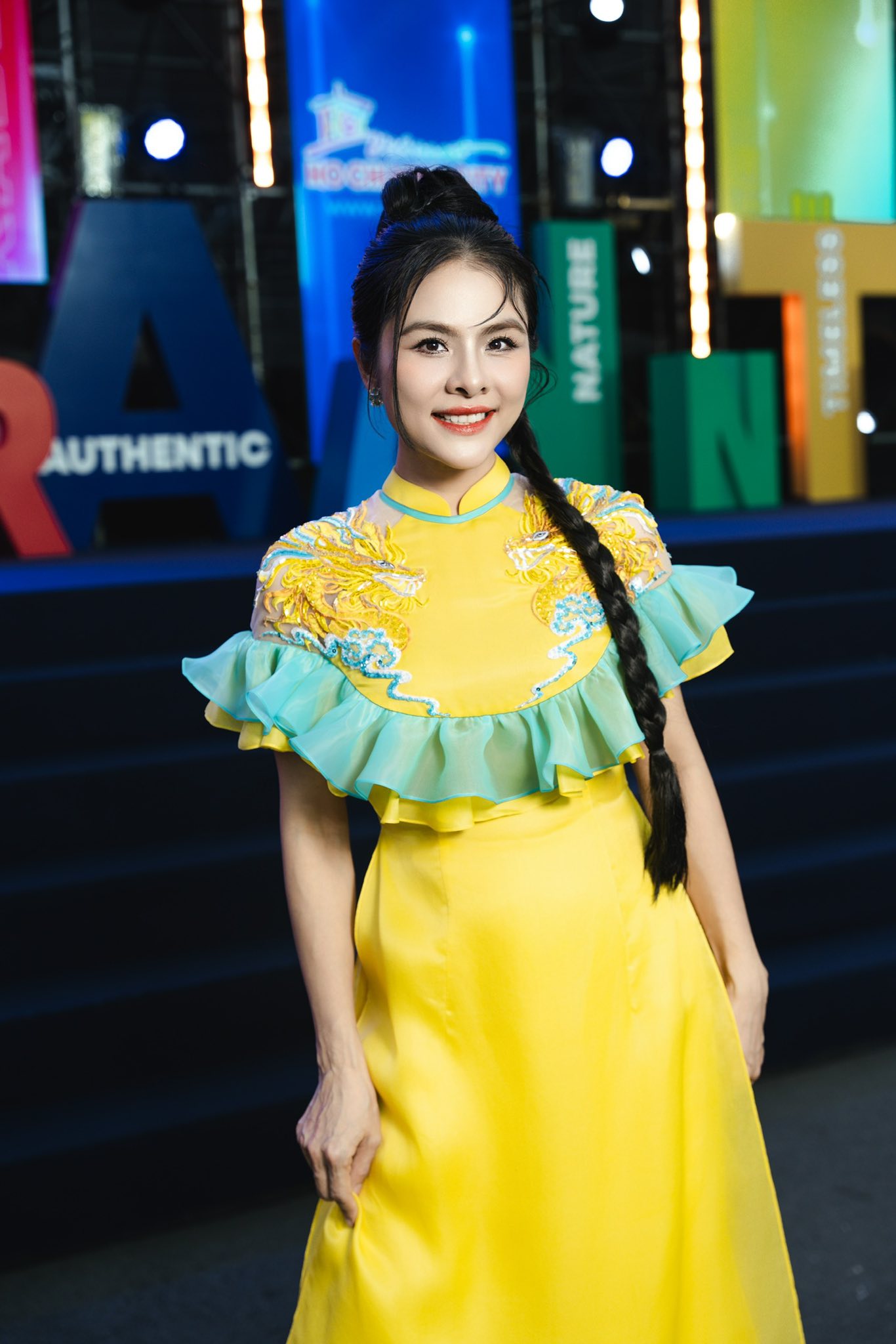 5 mỹ nhân tuổi Ngọ đẹp nhất Việt Nam: Lan Ngọc xếp thứ 2, hạng 1 lấp lánh hơn cả kim cương châu báu- Ảnh 14. 5 mỹ nhân tuổi Ngọ đẹp nhất Việt Nam: Lan Ngọc xếp thứ 2, hạng 1 lấp lánh hơn cả kim cương châu báu- Ảnh 14.