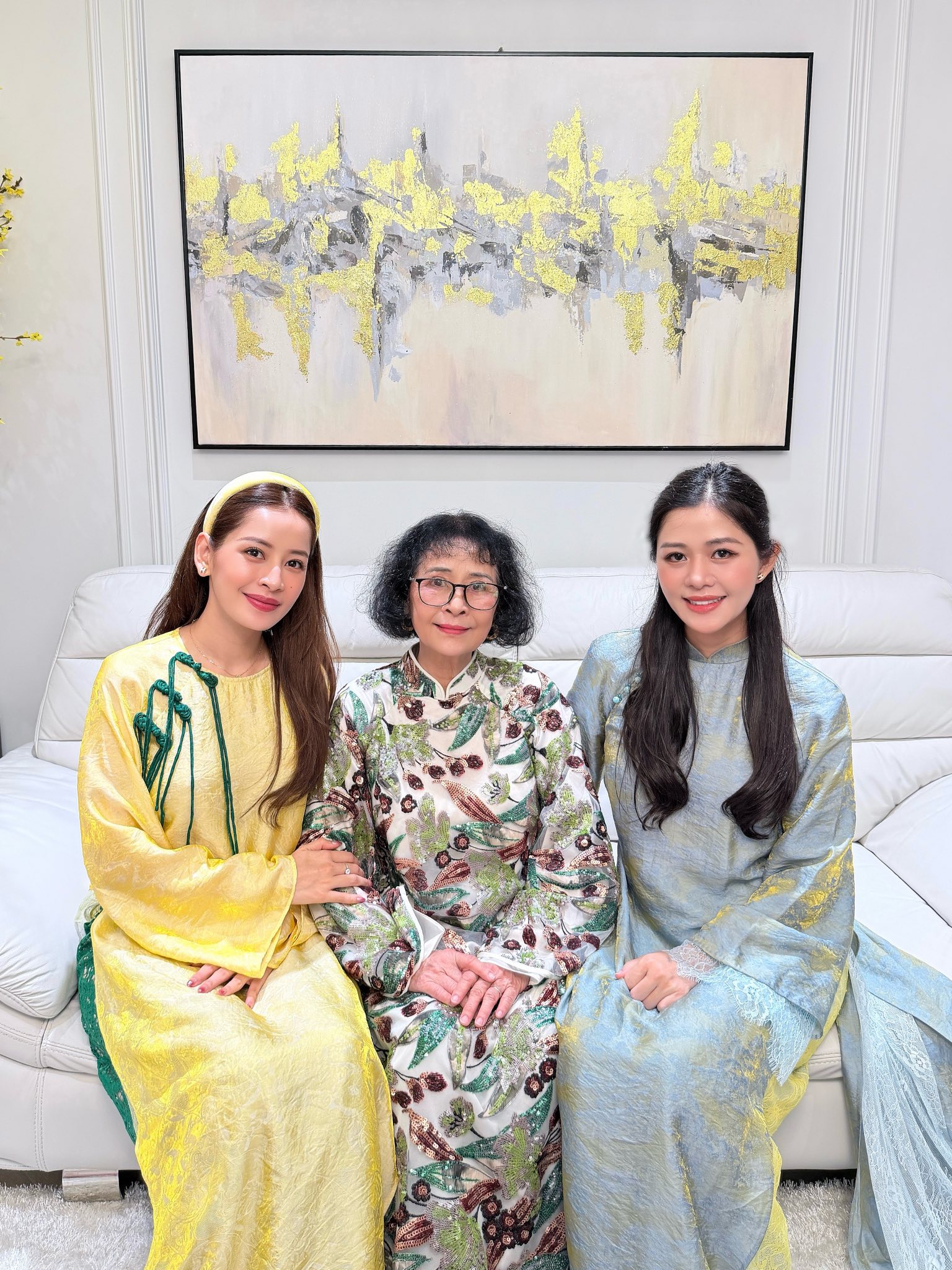 Gia tộc Chi Pu - đệ nhất mỹ nhân Việt Nam ăn Tết 2026 như thế nào? - Ảnh 3.