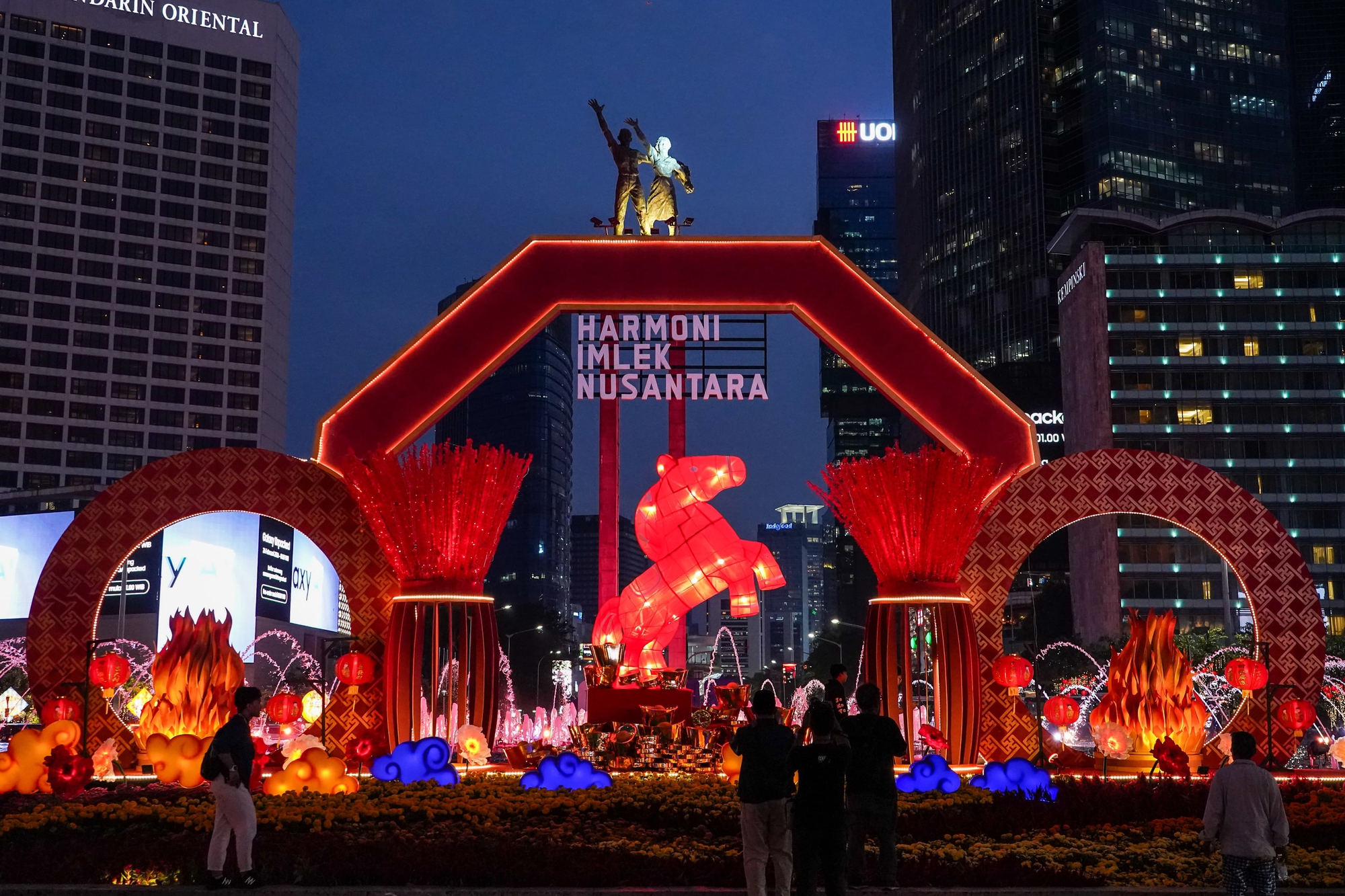 TRỰC TIẾP: Cả châu Á rộn ràng đón Tết Bính Ngọ 2026: Pháo hoa rợp trời tiễn biệt năm cũ, chào mừng một năm mới đầy hy vọng- Ảnh 21.