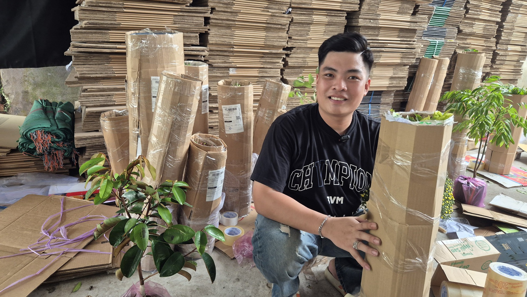 Tết 2026 chủ shop vẫn bán hàng online , đơn hàng nổ ầm ầm không ngừng nghỉ - Ảnh 2.