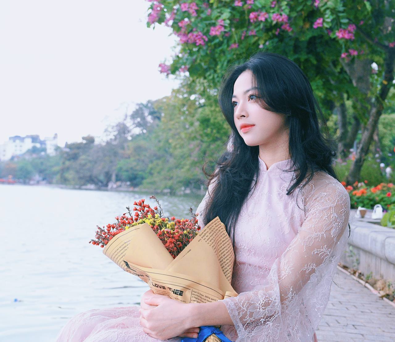 Phỏng vấn "nữ thần nhảy cao" Bùi Thị Kim Anh: HCV SEA Games là nỗ lực quá khứ, quan trọng là tương lai phía trước" - Ảnh 4.