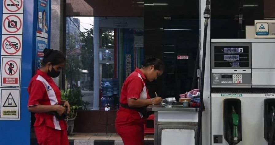 Trùm xăng dầu Mohammad Riza Chalid bị truy nã vì Bê bối tham nhũng 285 triệu USD - Ảnh 2.