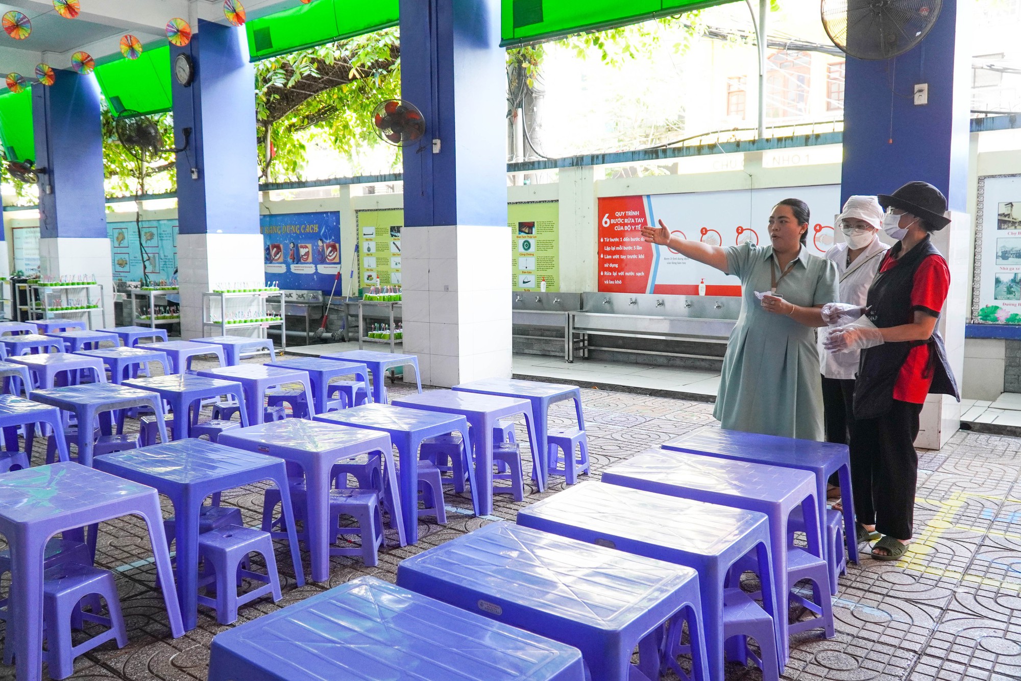 Trường Tiểu học Đinh Bộ Lĩnh tổ chức bữa ăn bán trú trở lại sau vụ Sago Food - Ảnh 3.