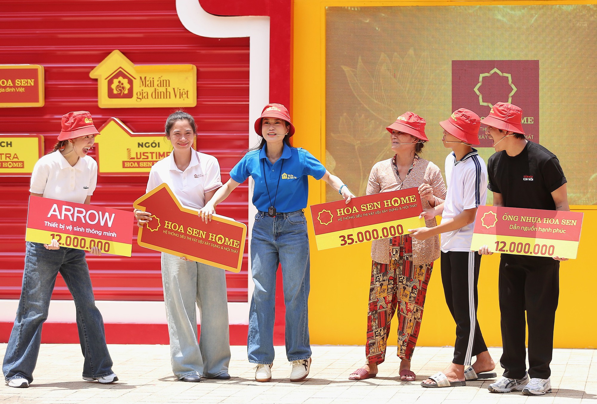 3 đề cử cùng lan tỏa tinh thần vì cộng đồng tại WeChoice Awards: Điểm chạm của những trái tim tử tế- Ảnh 4. 3 đề cử cùng lan tỏa tinh thần vì cộng đồng tại WeChoice Awards: Điểm chạm của những trái tim tử tế- Ảnh 4.