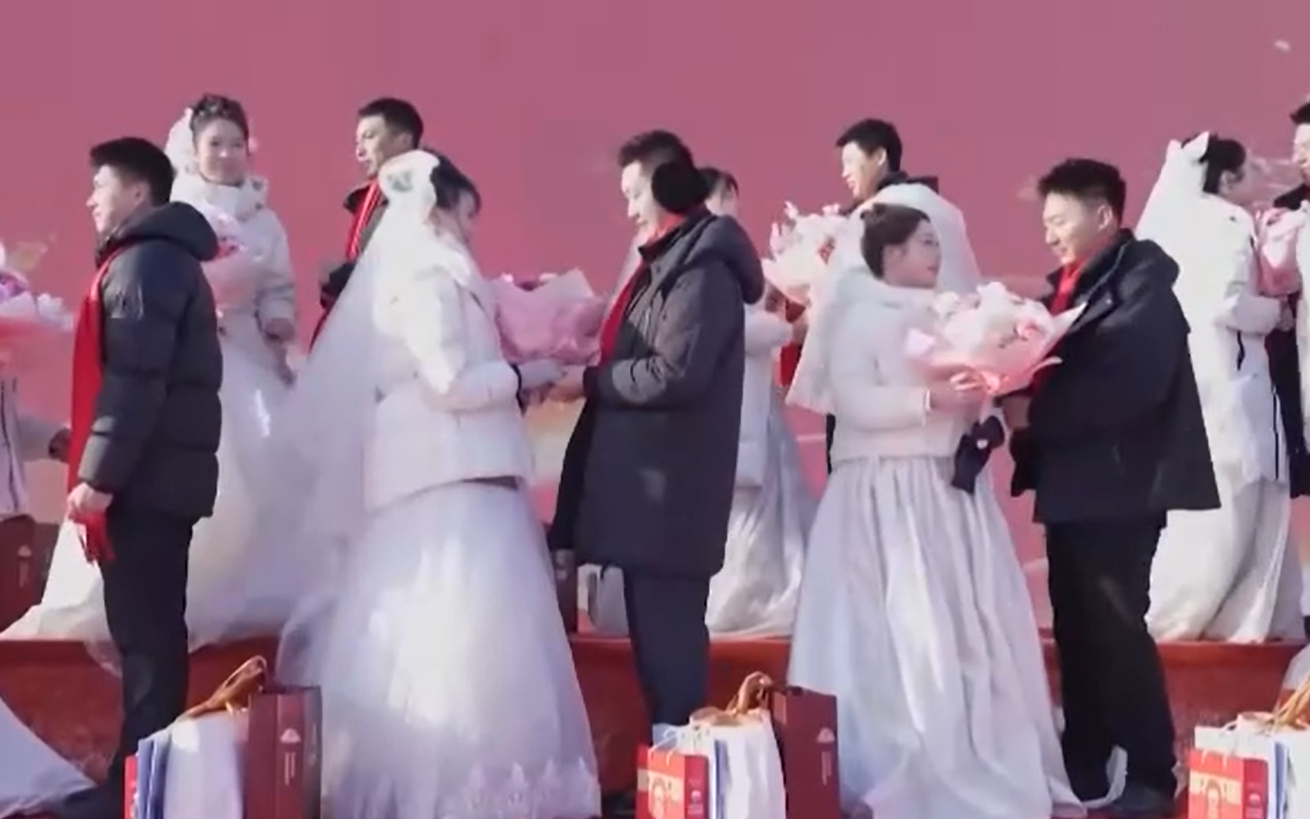 Kỳ vọng kết hôn và sinh con năm Ngọ gia tăng tại Trung Quốc- Ảnh 1.